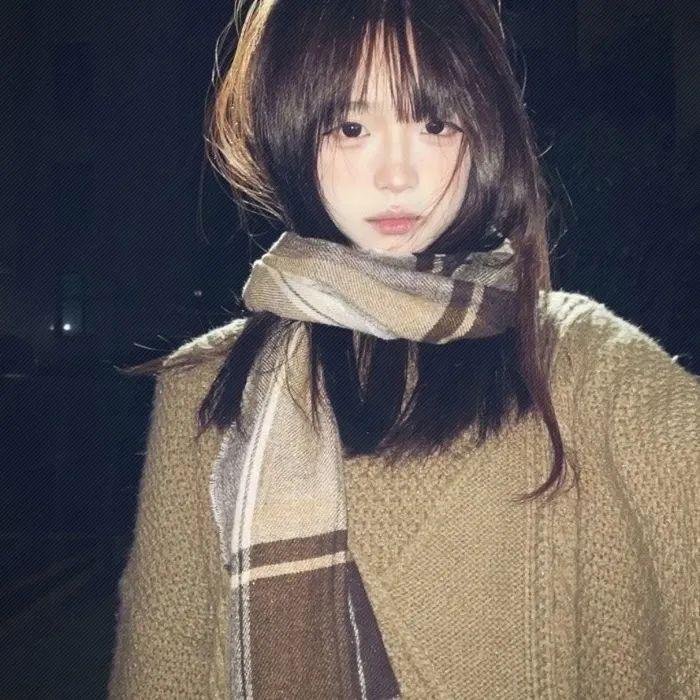三个摩登女性